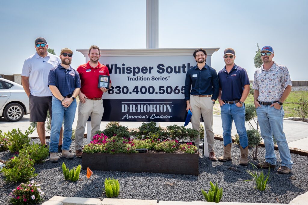 May be an image of 6 people and text that says '地愛 2Vhisper VhisperSout Soutl TraditionSeries™ Tradition Series 830.400.506 .50651 DR-HORTON America's Builder'